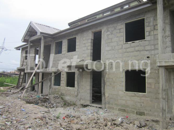 Flat / Apartment for rent 74, Adetola Street Off Enitan Road Conoil Busstop Surulere Surulere Lagos