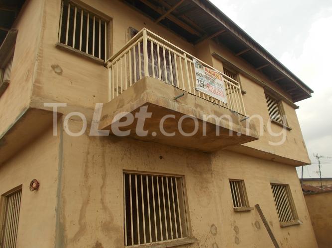 2 bedroom Flat / Apartment for rent Olaniyi Street Bariga Shomolu Lagos