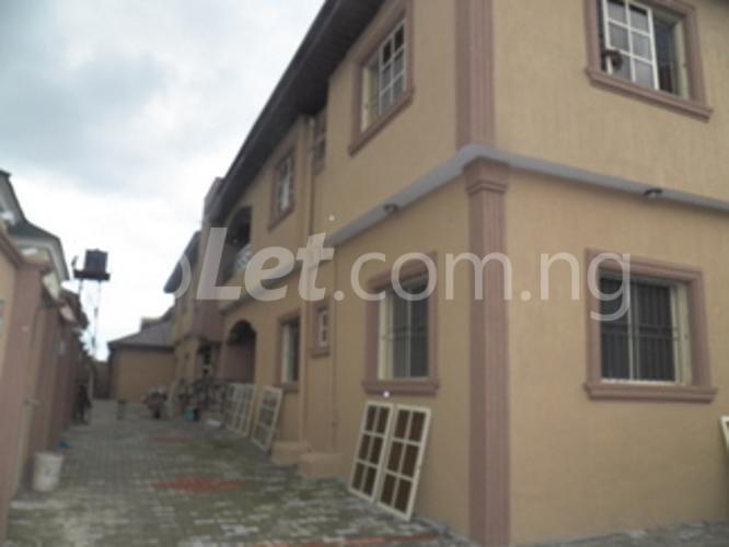 3 bedroom Flat / Apartment for rent Green Valley Off Adetoro Adelaga Ketu Kosofe/Ikosi Lagos