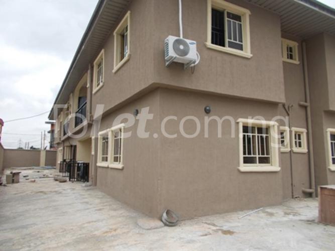 3 bedroom Flat / Apartment for rent Ajao Estate, Ketu Kosofe/Ikosi Lagos