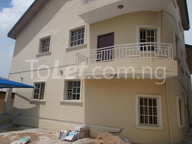 5 bedroom House for rent Dayo Olu Street, Ketu Kosofe/Ikosi Lagos