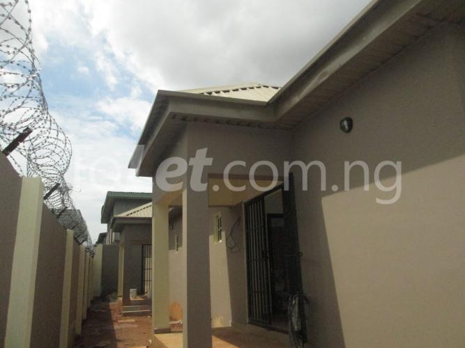 1 bedroom Flat / Apartment for rent Death End Close, Mangoro Agege Agege Lagos