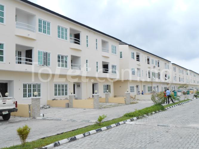 5 bedroom House for rent Lekki Gardens, After Lbs, Off Lekki Epe Express Way Ajah Ibeju-Lekki Lagos