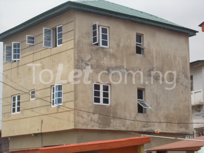 3 bedroom Flat / Apartment for rent 27, Onasanya Street Off Ishaga Road, Surulere Surulere Lagos