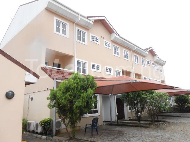 4 bedroom House for rent 13, Ogunyemi Street, Off Palace Road, Lekki Lekki Lagos - 0