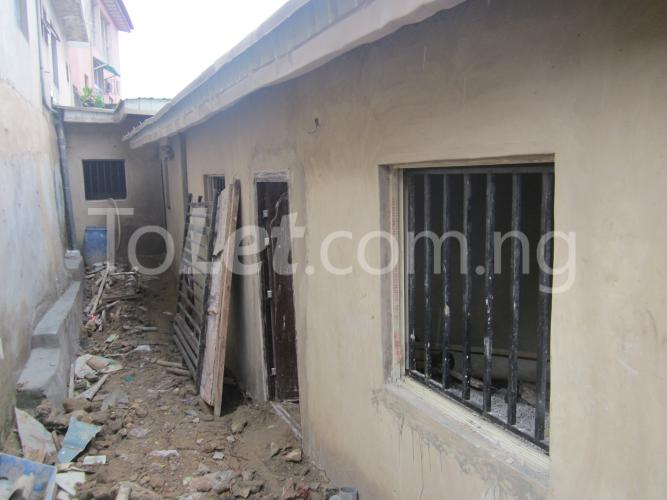 1 bedroom Flat / Apartment for rent Okun Folami Street, Maryland Ikeja Lagos