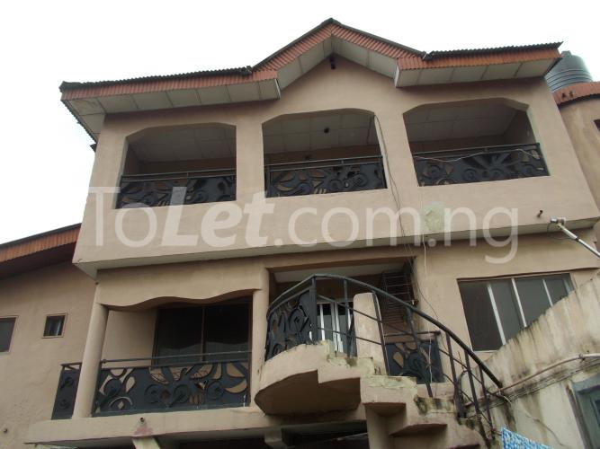 3 bedroom Flat / Apartment for rent 10, Egbeyemi Street, Oshodi Expressway Oshodi Lagos