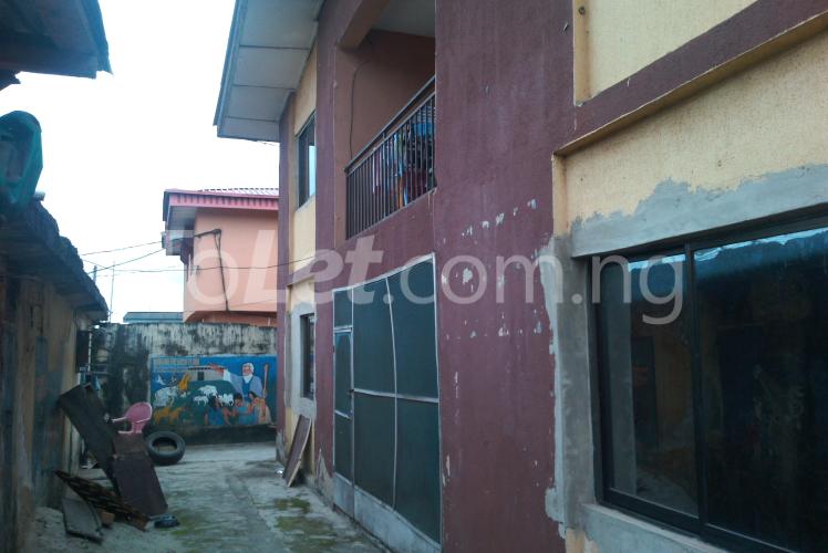 3 bedroom Flat / Apartment for rent Kasumu Street, Off Odukomaya Street, Ketu Kosofe/Ikosi Lagos