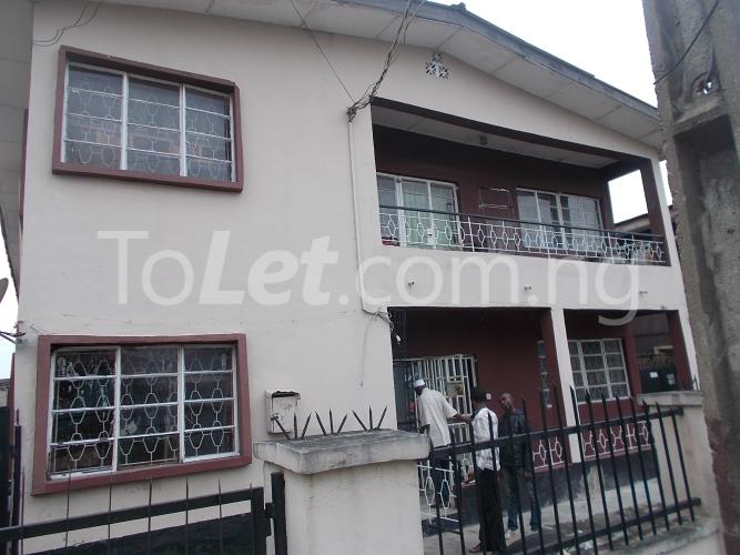 3 bedroom Flat / Apartment for rent 11, Gbeto Street, Yaba Yaba Lagos - 0