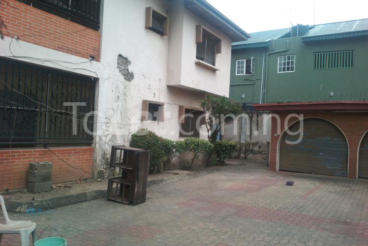 3 bedroom Flat / Apartment for rent Obadino Street, Ojodu Ojodu Lagos