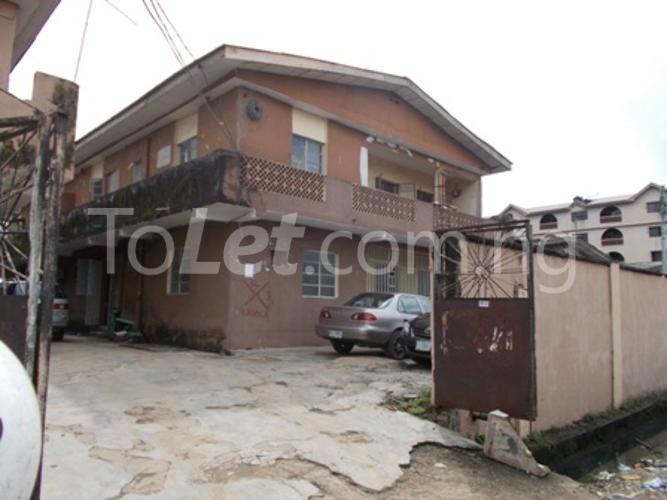 3 bedroom Flat / Apartment for rent 5, Olayemi Street Off Abiodun Ogunyawo Off Nnobi Road Surulere Surulere Lagos - 0