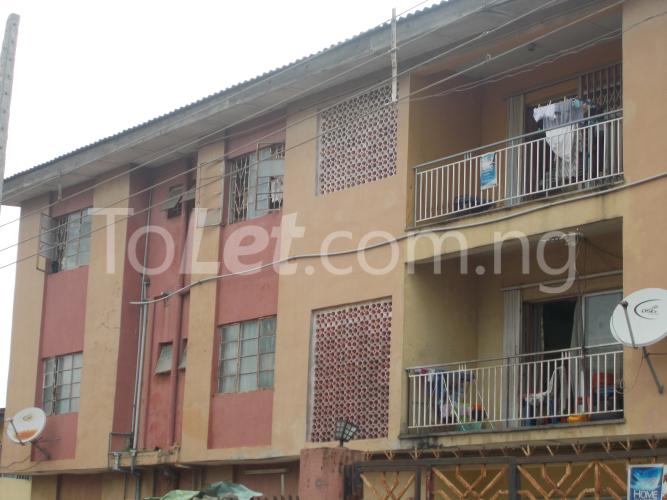3 bedroom Flat / Apartment for rent 6 Bakare Street, Ketu Kosofe/Ikosi Lagos