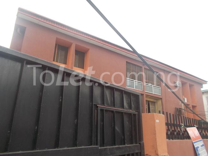 4 bedroom Flat / Apartment for rent 40 Thomas Drive, Yaba Yaba Lagos