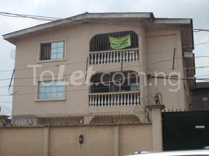 3 bedroom Flat / Apartment for rent 1 Ahlaji Opeloyeru Street, Ketu Kosofe/Ikosi Lagos