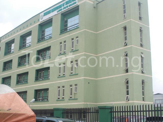 Commercial Property for rent Lafarge Road, Opposite Elephant House Cbd, Ikeja Ikeja Lagos
