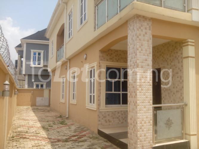 4 bedroom House for rent Obafemi Omowaye Street, Berger Ojodu Lagos