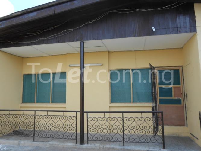 2 bedroom House for rent Curtis Adeniyi, Surulere Surulere Lagos