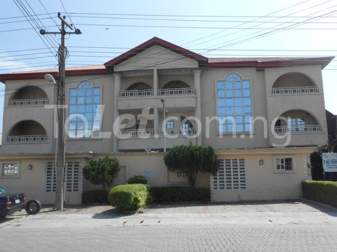 2 bedroom Flat / Apartment for rent Fatai Arobiekwe Street, Off Ladipo Latinwo Crescent, Lekki Lekki Lagos