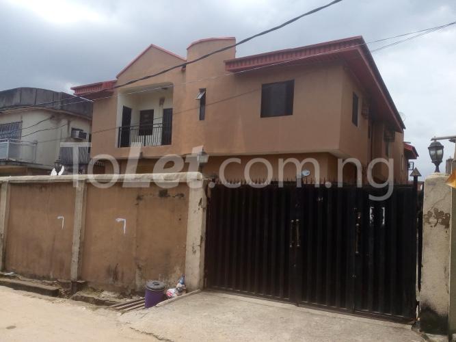 3 bedroom Flat / Apartment for rent Barowa Street, Ketu Kosofe/Ikosi Lagos