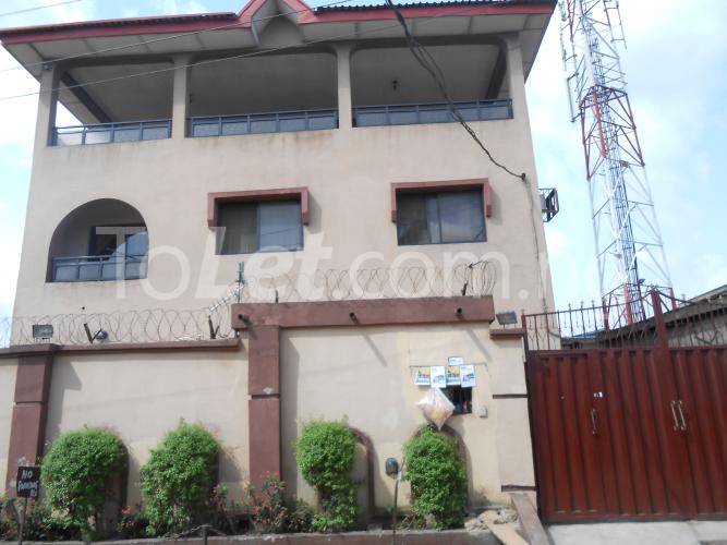 2 bedroom Flat / Apartment for rent 15, Ajayi Bembe, Yaba Yaba Lagos - 0