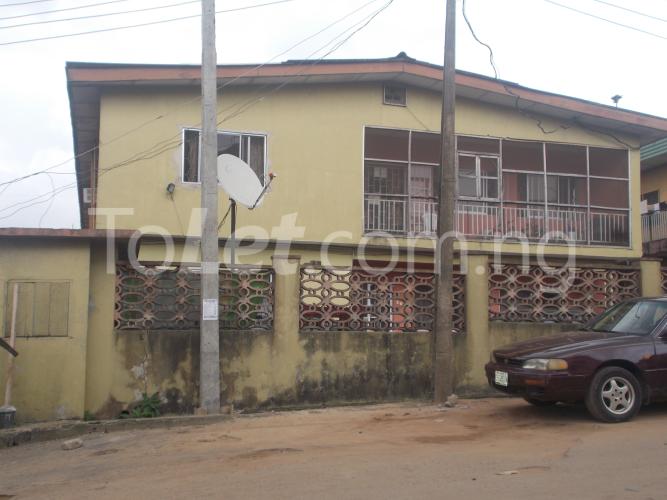 3 bedroom Flat / Apartment for rent 106, Olatunji Street, Ojota Ojota Lagos