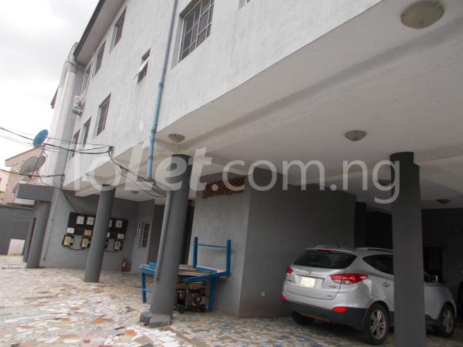 3 bedroom Flat / Apartment for rent Dipo Oshikoya Street, Off Tobak Okunoren Crescent, Berger Ojodu Lagos