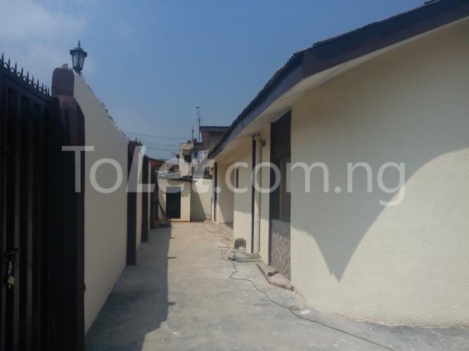 3 bedroom House for rent 4 Okunowo Street, Ketu Kosofe/Ikosi Lagos