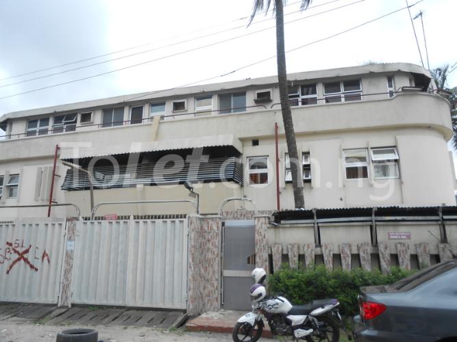 10 bedroom Commercial Property for rent 35, Bode Thomos, Surulere Surulere Lagos