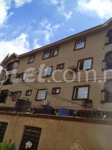 3 bedroom Flat / Apartment for rent 3, Omolabake Adeoti, Ajao Estate Isolo Lagos