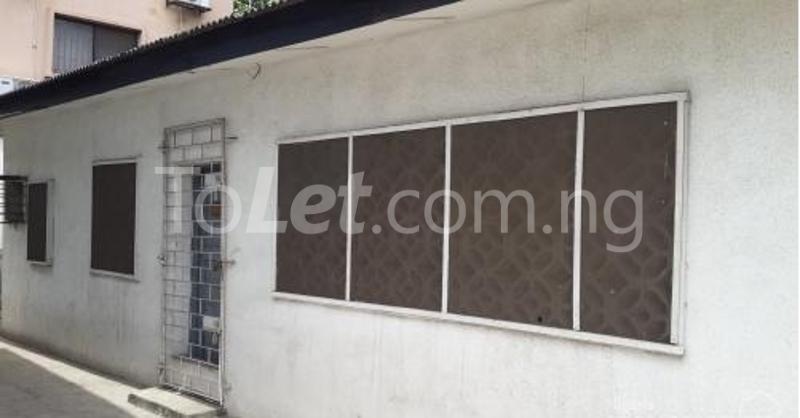 Commercial Property for rent Unilag Junction Bustop, Yaba Yaba Lagos