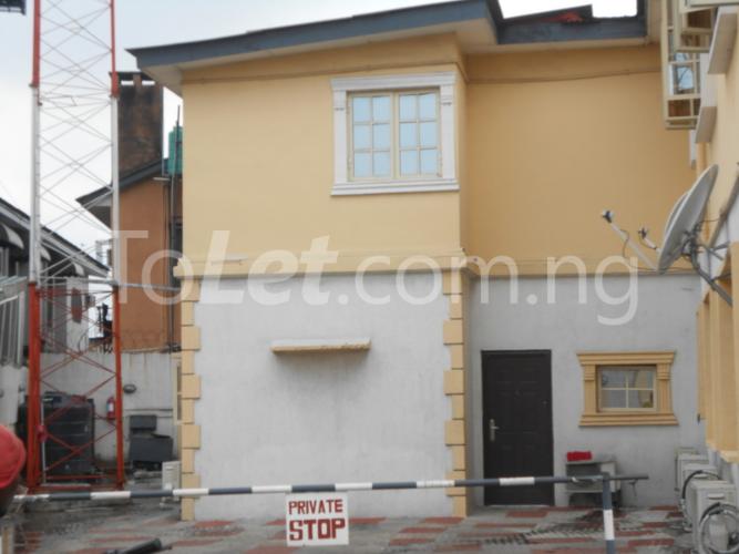 3 bedroom Commercial Property for rent 177 Itire Road, Surulere Surulere Lagos