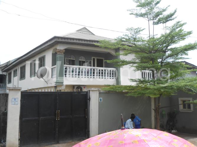 3 bedroom Flat / Apartment for rent 8, Asekun Street, Surulere Surulere Lagos