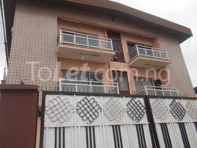 3 bedroom Flat / Apartment for rent 19 Ikare Close, Orimolade Estate, Off Aba Johnson Crescent, Ikeja Ikeja Lagos