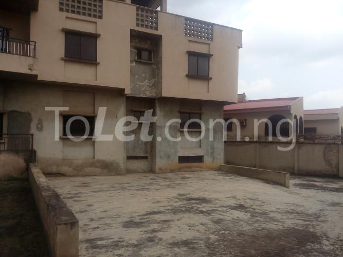 3 bedroom Flat / Apartment for rent Omofade Street, Berger Ojodu Lagos