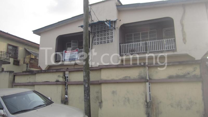 3 bedroom Flat / Apartment for rent Ilawe Estate, Gbagada Gbagada Lagos