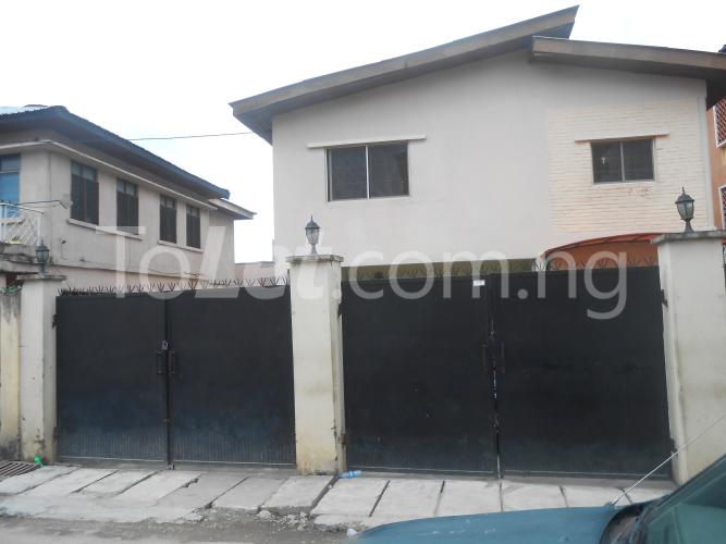 1 bedroom Flat / Apartment for rent 34, Salau Street, Surulere Surulere Lagos
