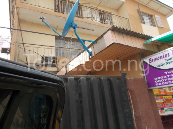 3 bedroom Flat / Apartment for rent 47 Community Road, Pako Bustop Yaba Yaba Lagos