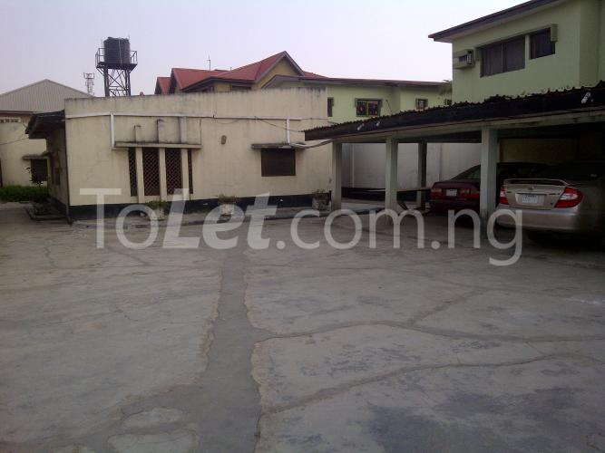 2 bedroom Flat / Apartment for rent Medina Estate Gbagada Gbagada Lagos