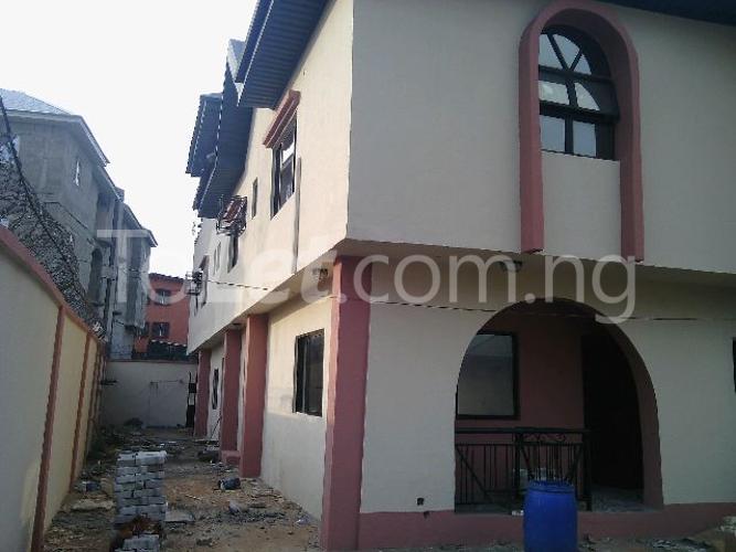 5 bedroom House for rent Off Iwaya Road, Yaba Yaba Lagos