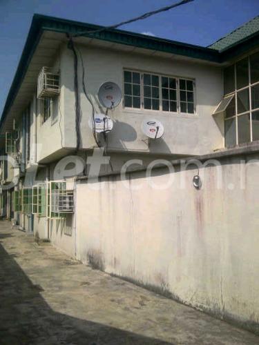 3 bedroom Flat / Apartment for rent Dapo Adeoye Street Gbagada Gbagada Lagos