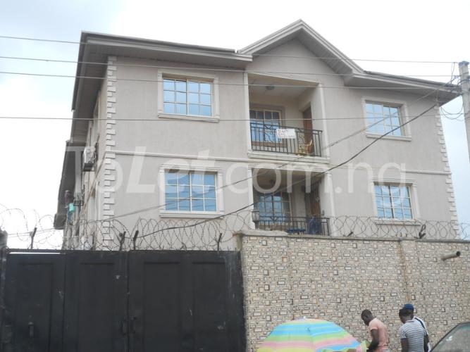 3 bedroom Flat / Apartment for rent 3, Oremirin Street, Shomolu Shomolu Lagos