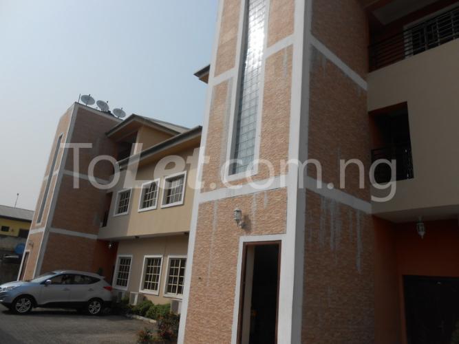 2 bedroom Flat / Apartment for rent Chief Albert Iyorah Street, Off Babatunde Anjuos, Lekki Lekki Lagos