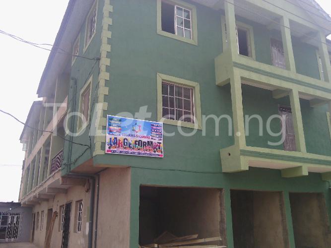1 bedroom Flat / Apartment for rent Shipeolu Street, Shomolu Shomolu Lagos - 0