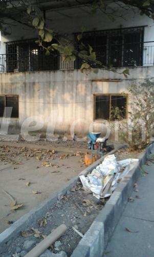 5 bedroom House for rent Adebola Street, Off Adeniran Ogunsanya Road, Surulere Surulere Lagos