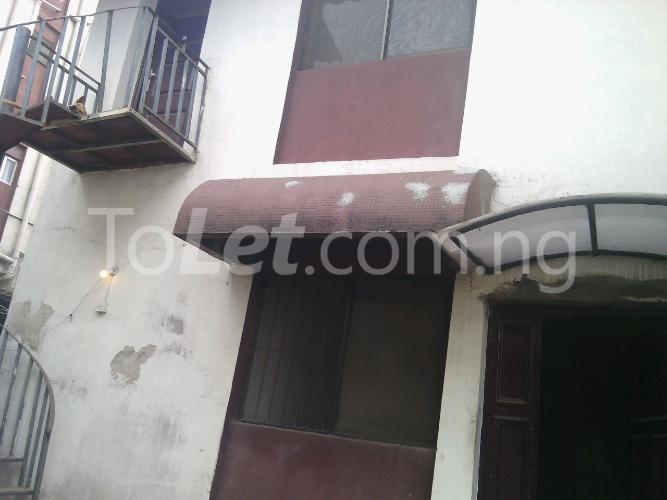 2 bedroom Flat / Apartment for rent Off Fola Agoro Road Shomolu Shomolu Lagos