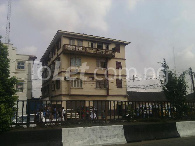 4 bedroom Commercial Property for rent Herbert Macaulay Way, Yaba Yaba Lagos
