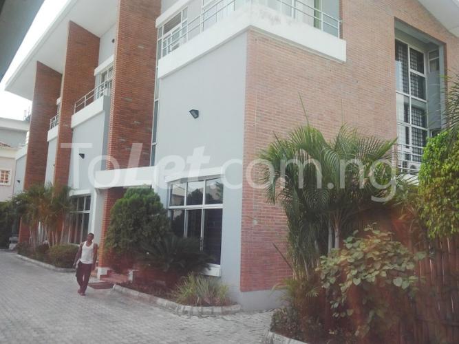 3 bedroom House for rent Admiralty Way Lekki Lekki Lagos