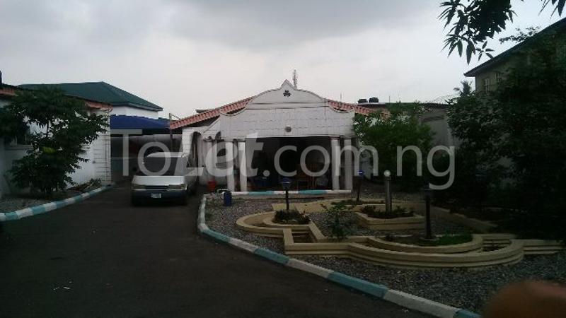10 bedroom House for rent Along Adeniyi Jones Road Ikeja Ikeja Lagos