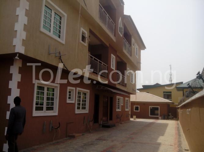 2 bedroom Flat / Apartment for rent Prince Ademola Eletu Street, Lekki Lekki Lagos
