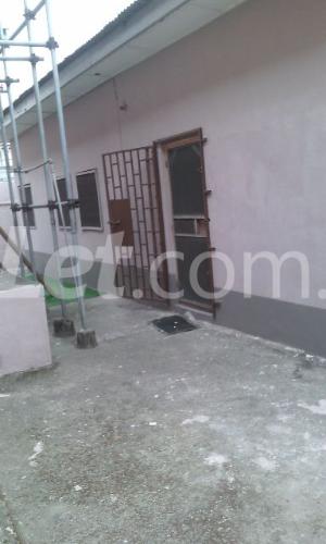 1 bedroom Flat / Apartment for rent Animashaun Street, Surulere Surulere Lagos